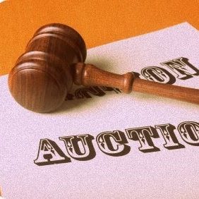 Antiques & Collectable Auctioneers & Valuers 